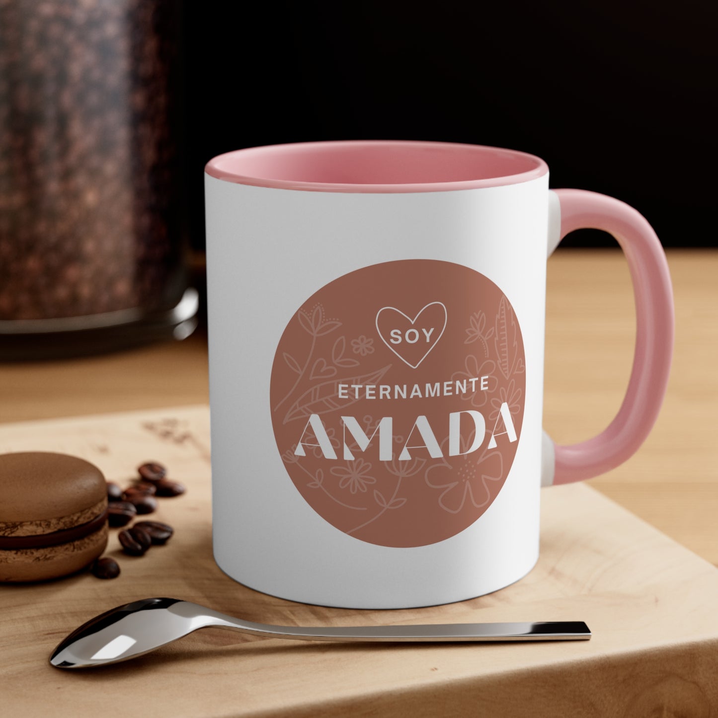 Soy eternamente amada Accent Coffee Mug, 11oz