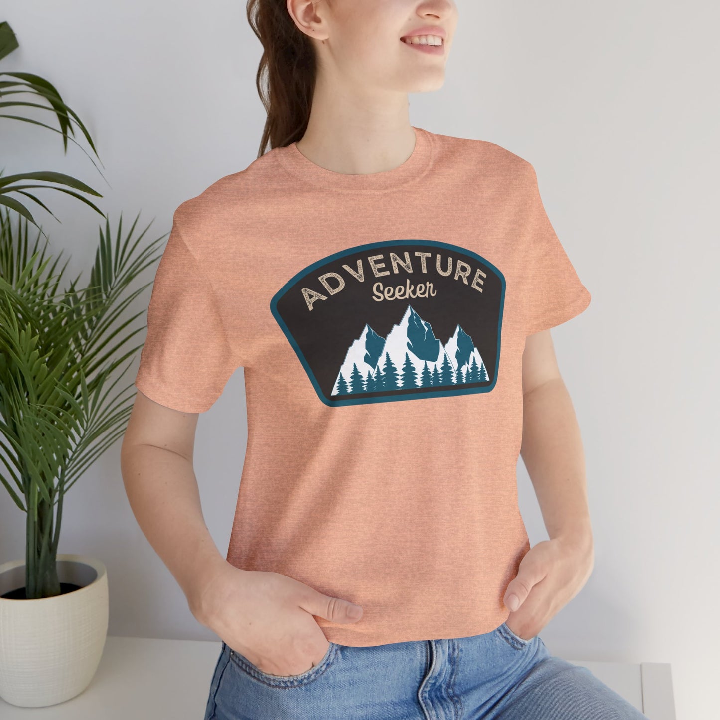 Adventure seeker Unisex Jersey Short Sleeve Tee