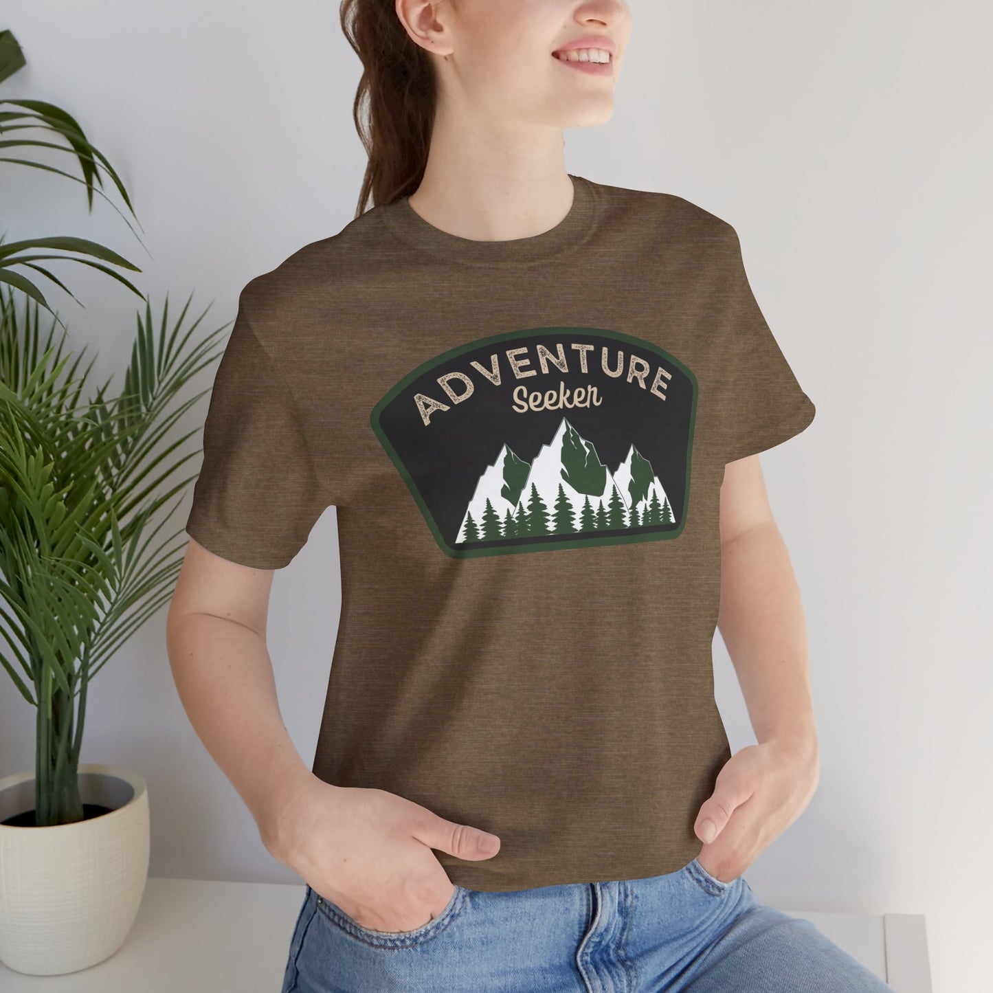 Adventure seeker Unisex Jersey Short Sleeve Tee