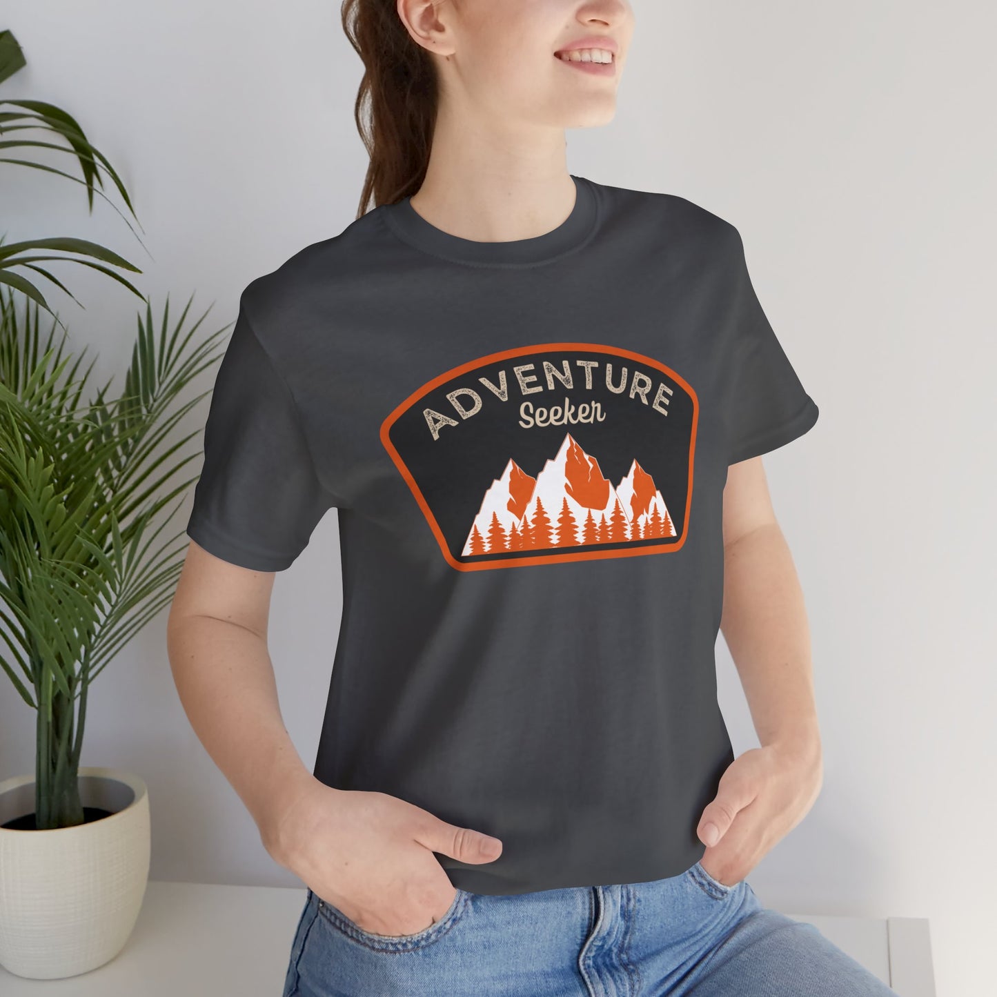 Adventure seeker Unisex Jersey Short Sleeve Tee